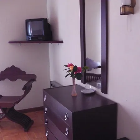 Rainha Santa Guest house